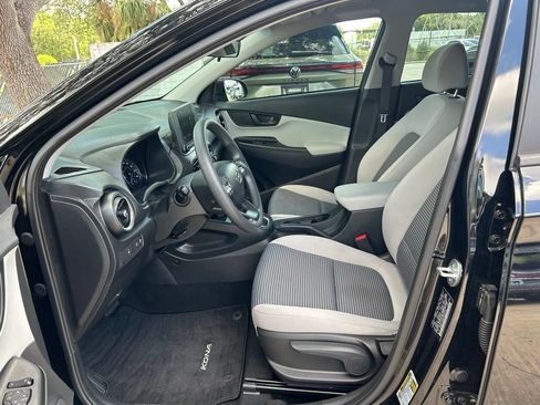 Used 2023 Hyundai Kona SE w/ Cargo Package FWD image 15