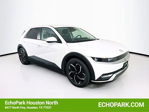 Used 2024 Hyundai Ioniq 5 SEL RWD image 1