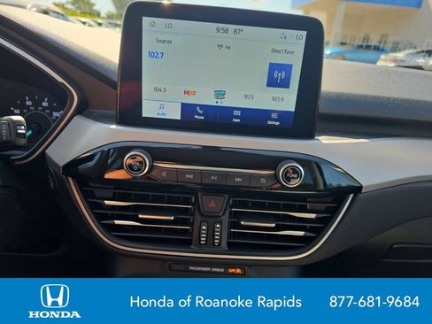 Used 2022 Ford Escape SE w/ Convenience Package FWD image 10