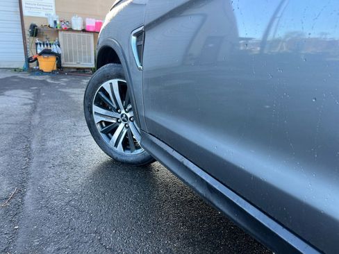 Used 2023 Mitsubishi Outlander Sport ES AWD/4WD image 30
