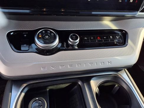 Certified 2025 Ford Expedition Max Active image 19