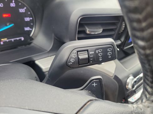 Used 2020 Ford Explorer XLT w/ Equipment Group 202A AWD/4WD image 30