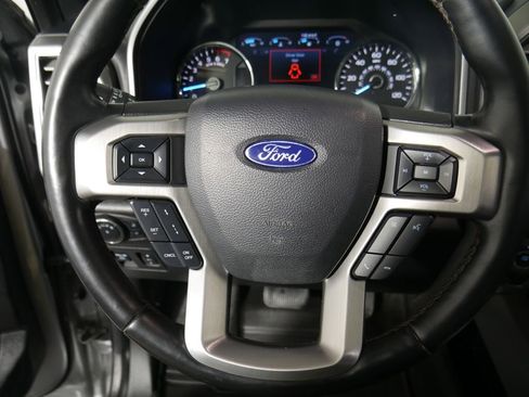 Used 2020 Ford F150 Platinum w/ Equipment Group 701A Luxury image 12