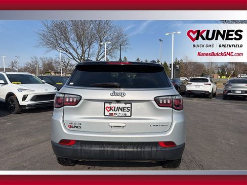 Used 2025 Jeep Compass Limited AWD/4WD image 6