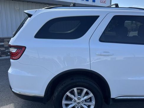 Used 2024 Dodge Durango SXT image 12