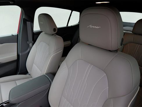 New 2026 Buick Envista Avenir image 8