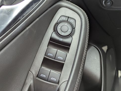 Used 2023 Buick Encore GX Preferred FWD image 21