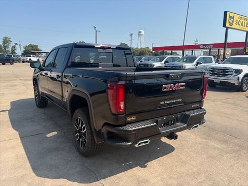 New 2026 GMC Sierra 1500 AT4 w/ AT4 Premium Package AWD/4WD image 4