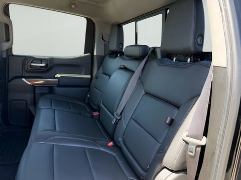 Used 2019 Chevrolet Silverado 1500 LT w/ Texas Edition image 13