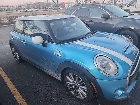 Used 2015 MINI Cooper S image 3