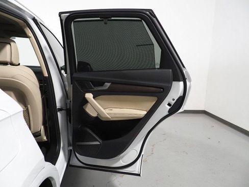 Used 2024 Audi Q5 Premium Plus w/ Premium Plus Package image 63