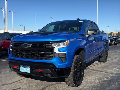 Certified 2025 Chevrolet Silverado 1500 LT Trail Boss w/ Convenience Package II image 2