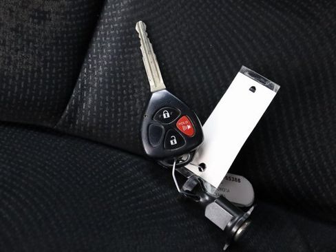 Used 2009 Toyota Yaris Sedan image 22