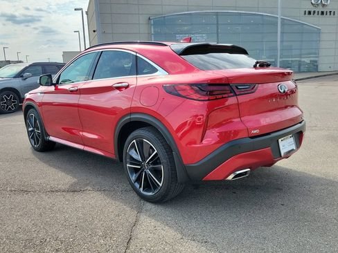 Used 2023 INFINITI QX55 Essential AWD/4WD image 3