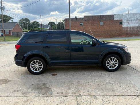 Used 2014 Dodge Journey SXT w/ Quick Order Package 28C FWD image 6