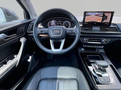 Used 2023 Audi Q5 2.0T Premium Plus w/ Premium Plus Package AWD/4WD image 5