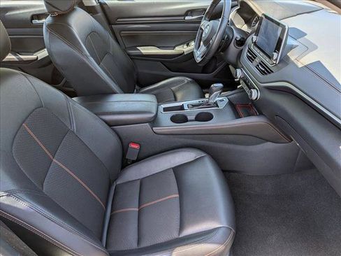 Used 2020 Nissan Altima 2.5 SR FWD image 19