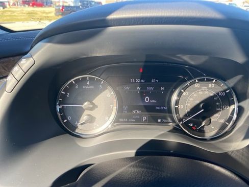 Used 2023 INFINITI QX80 Premium Select w/ Cargo Package image 20