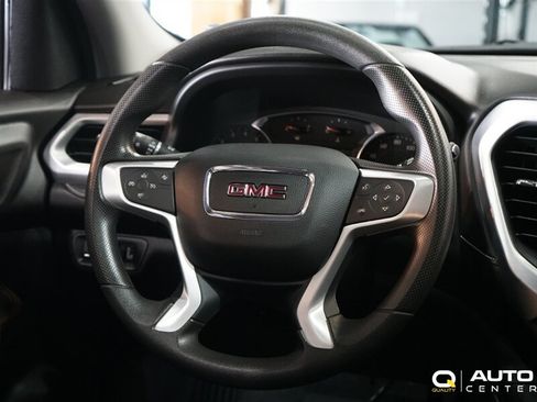 Used 2023 GMC Acadia SLE w/ Infotainment Package AWD/4WD image 16