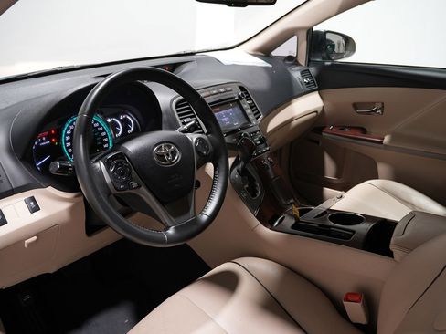 Used 2015 Toyota Venza XLE w/ XLE Premium Package image 14