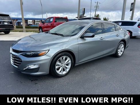 Used 2024 Chevrolet Malibu LT image 3