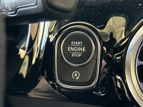New 2026 Mercedes-Benz GLA 35 AMG 4MATIC image 22