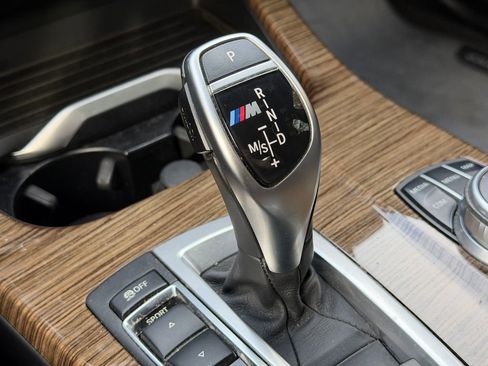 Used 2017 BMW X4 M40i w/ Technology Package image 21