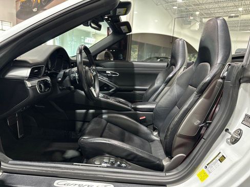 Used 2017 Porsche 911 Carrera 4S AWD/4WD image 6