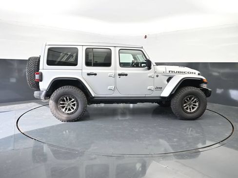 Used 2024 Jeep Wrangler Unlimited Rubicon 392 AWD/4WD image 10