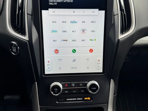 Used 2022 Ford Edge SE image 21