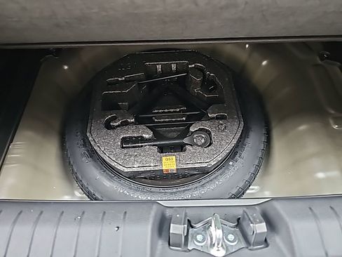 New 2026 Hyundai Venue SEL FWD image 36
