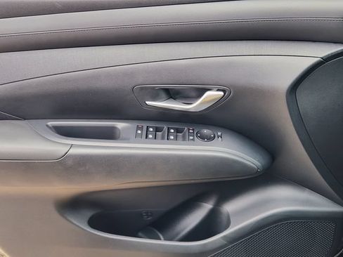 Certified 2025 Hyundai Tucson SEL FWD image 16