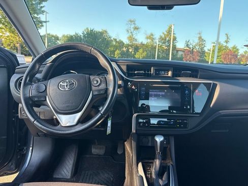 Used 2019 Toyota Corolla SE FWD image 20