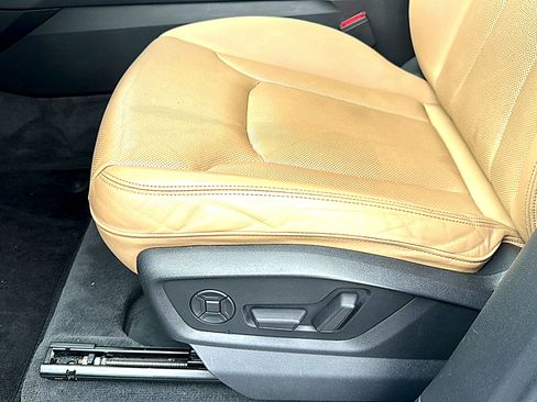 Used 2021 Audi Q7 3.0T Premium Plus w/ Executive Package AWD/4WD image 15