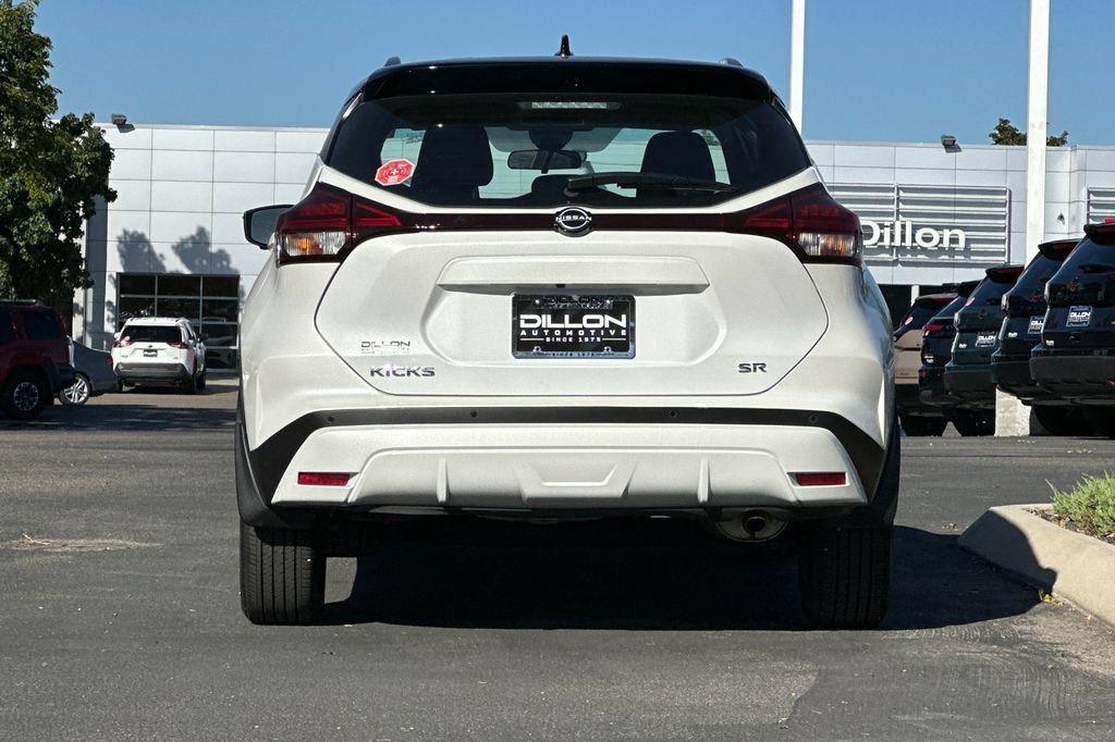 Used 2024 Nissan Kicks SR FWD image 8