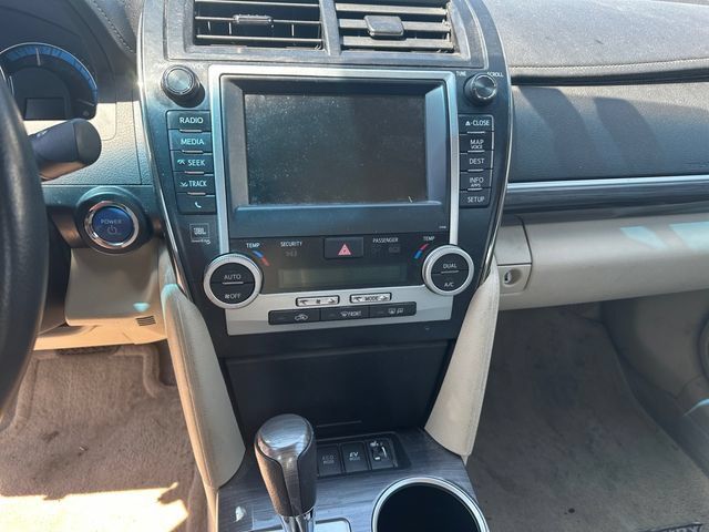 Used 2012 Toyota Camry XLE w/ Leather Pkg FWD image 12
