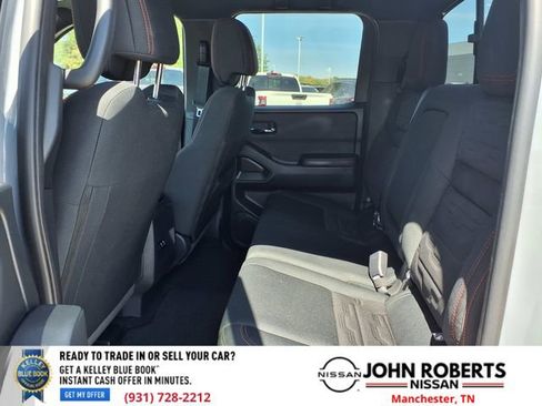 Used 2025 Nissan Frontier Pro-X RWD image 9