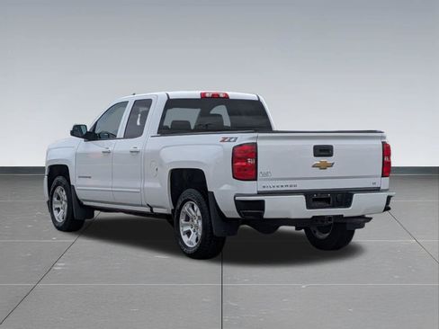 Used 2018 Chevrolet Silverado 1500 LT w/ All Star Edition AWD/4WD image 3