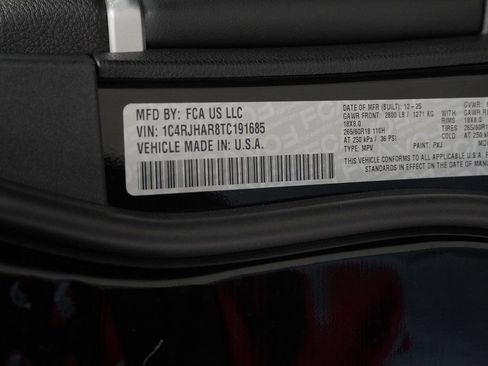 New 2026 Jeep Grand Cherokee Altitude AWD/4WD image 39