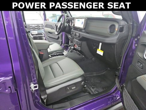 New 2026 Jeep Gladiator Mojave image 36