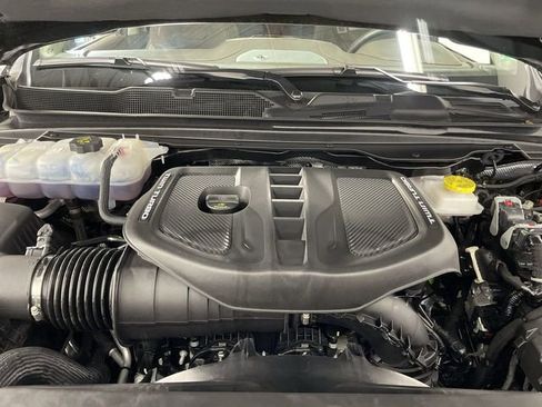 Used 2025 RAM 1500 Limited image 28