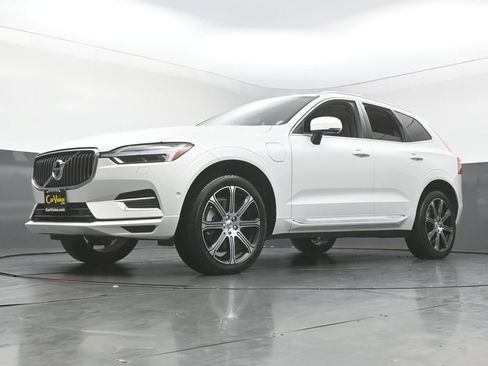 Used 2019 Volvo XC60 T8 Inscription w/ Advanced Package image 50