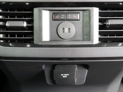 New 2026 Ford F250 Platinum AWD/4WD image 33