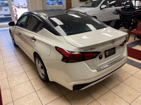Used 2019 Nissan Altima 2.5 S FWD image 5