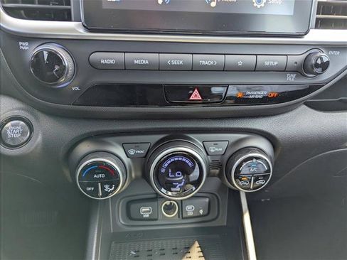 New 2026 Hyundai Venue SEL FWD image 19