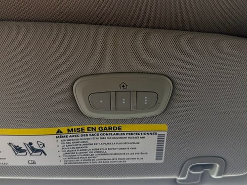 Used 2019 Chrysler Pacifica Limited FWD image 28