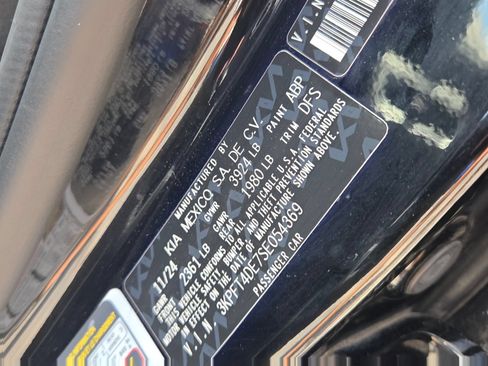 Used 2025 Kia K4 FWD image 18