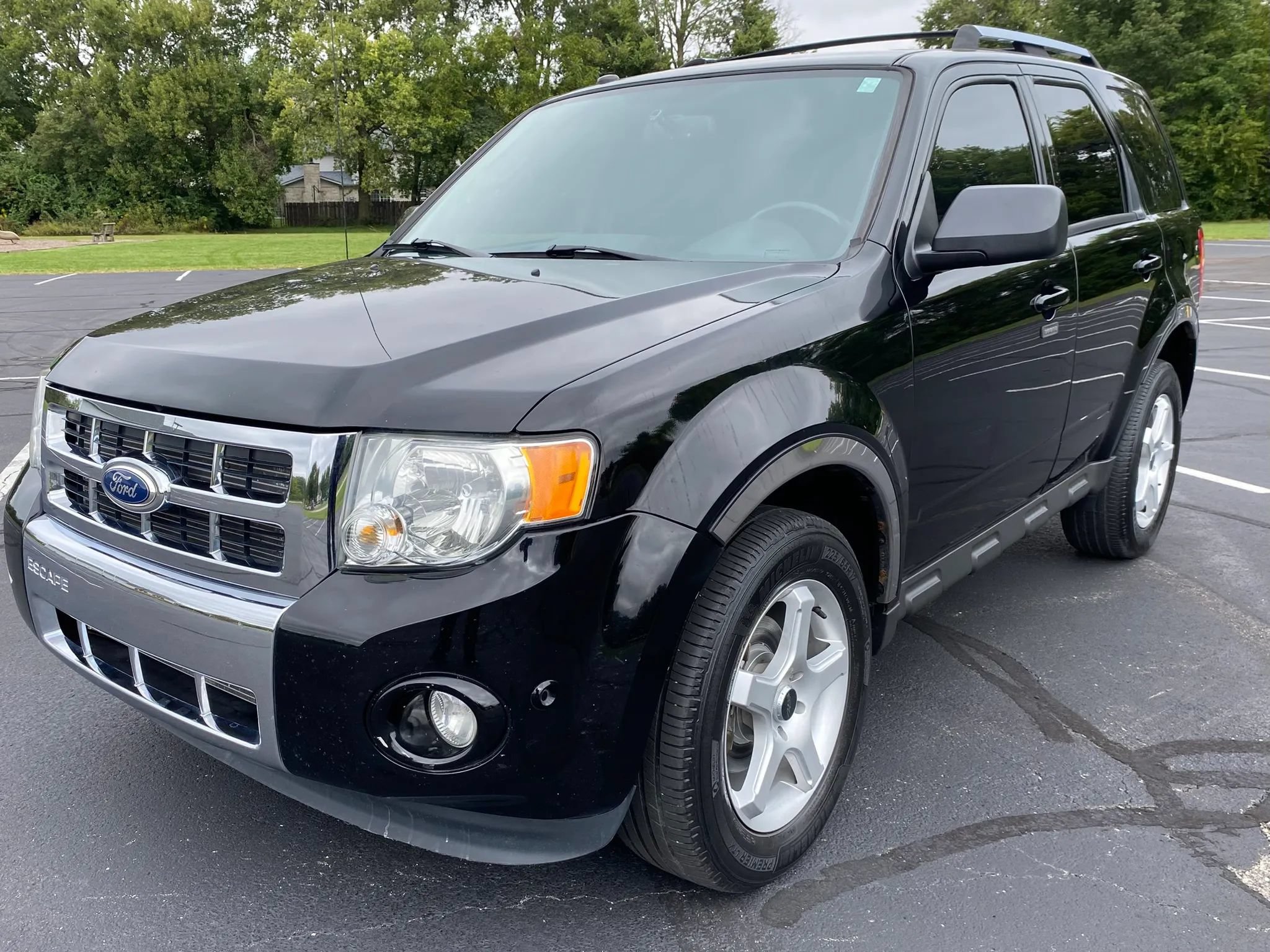 Used 2012 Ford Escape Limited AWD/4WD image 1