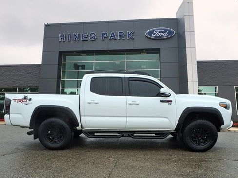 Used 2021 Toyota Tacoma TRD Pro image 4