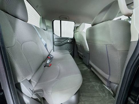 Used 2016 Nissan Frontier S image 26
